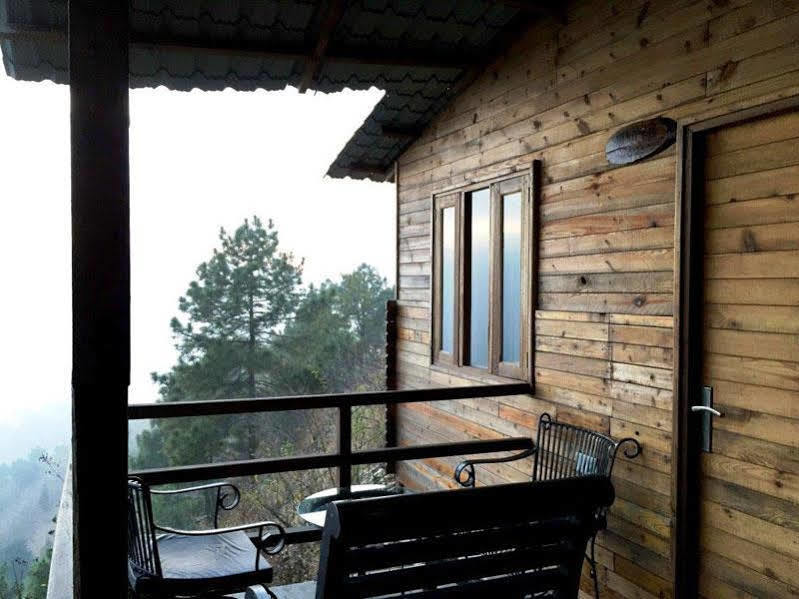 Aamod Resort Shimla Ngoại thất bức ảnh