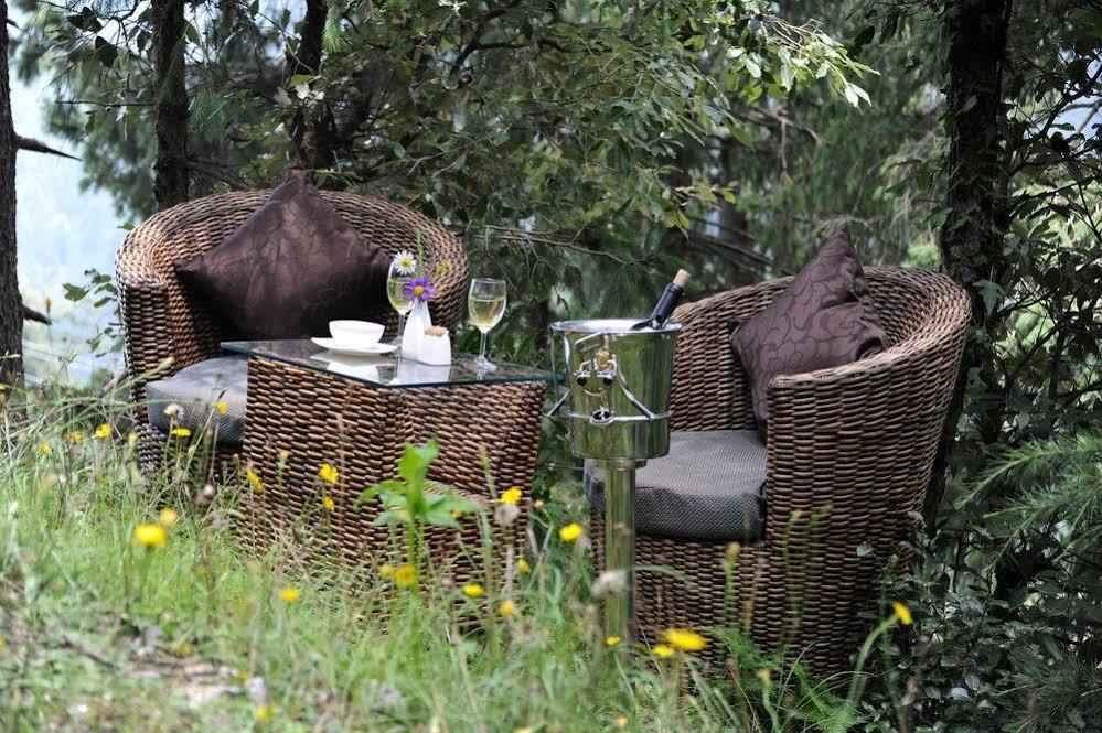 Aamod Resort Shimla Ngoại thất bức ảnh