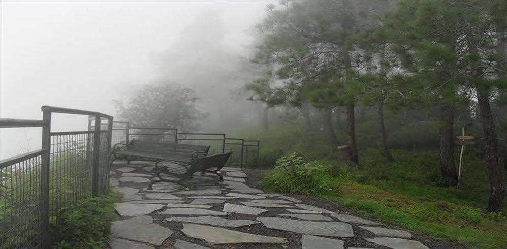 Aamod Resort Shimla Ngoại thất bức ảnh